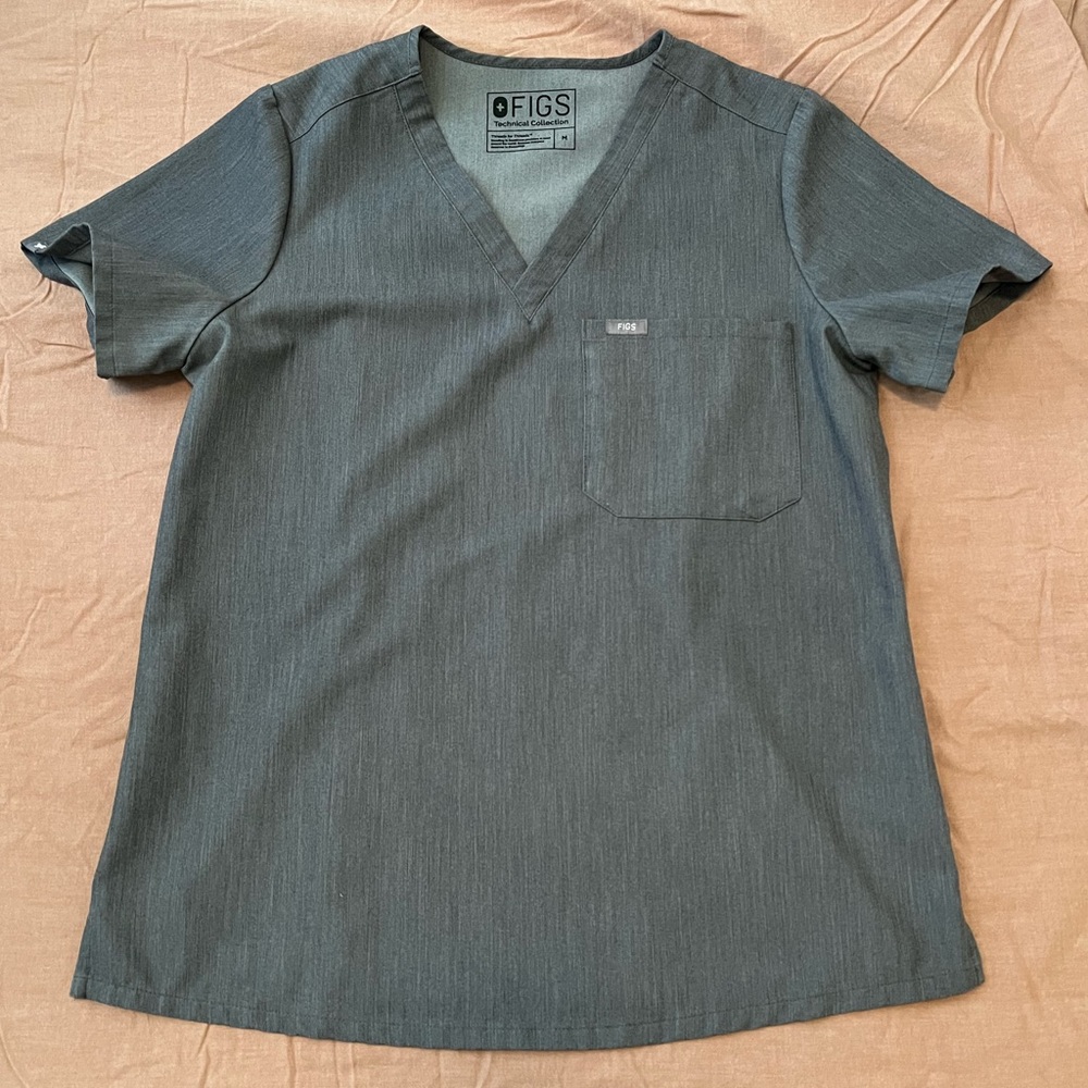 Figs Caterina Scrub Top Graphite